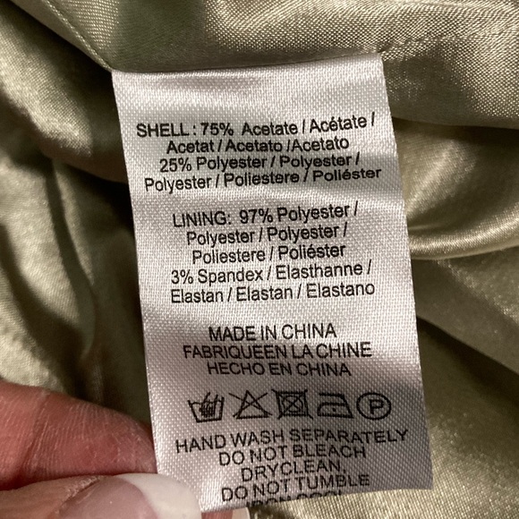 NWT Sau Lee Preston Silver Gown - Sz 4 - Picture 7 of 7